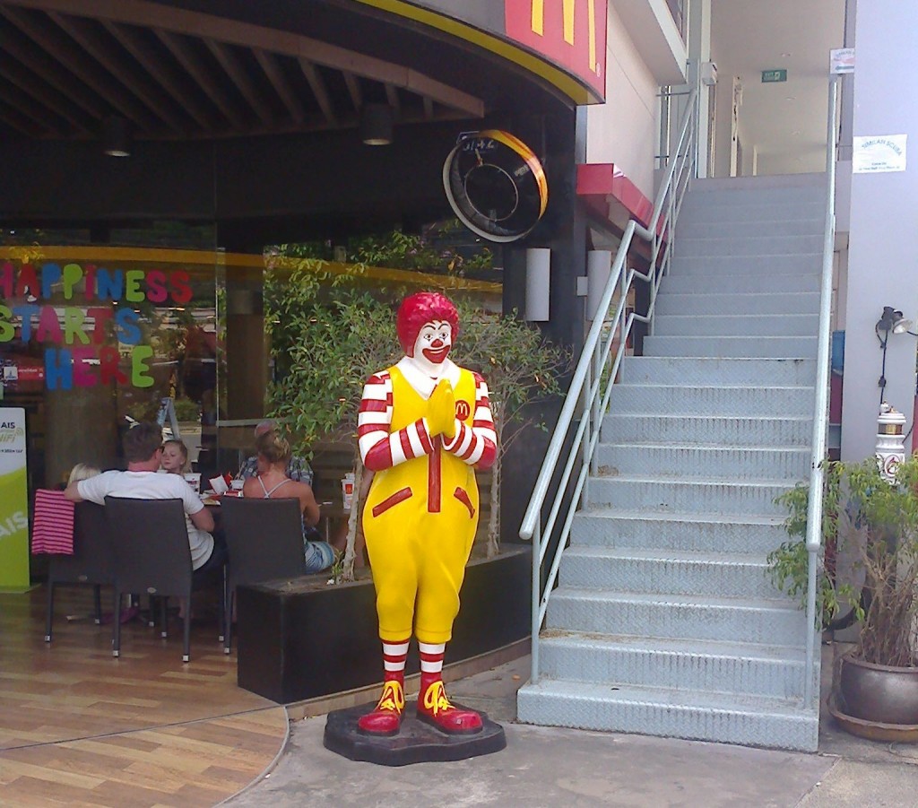 jidlo v thajsku mcdonalds