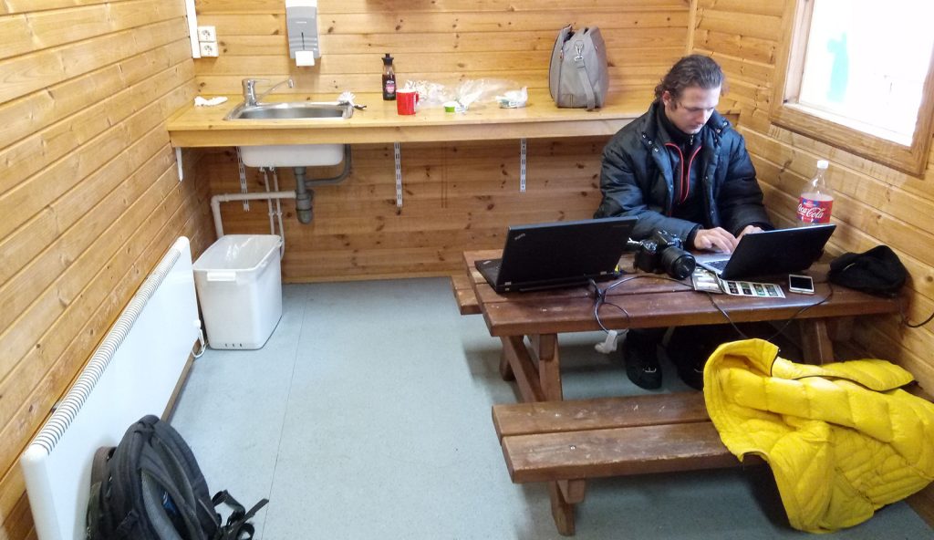 working-space-iceland-camp