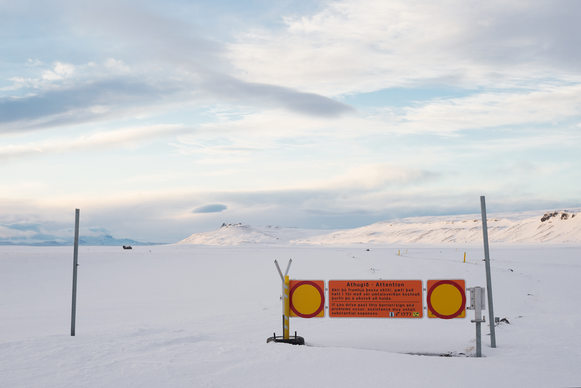 closed road stop iceland