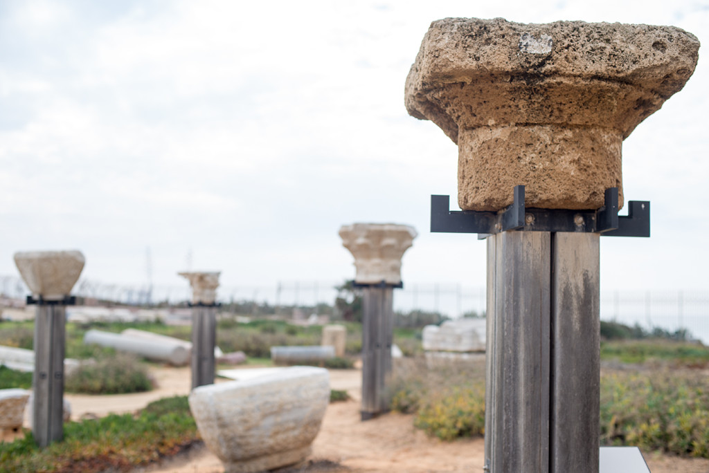 dorske jonske korintske sloupy v izraeli