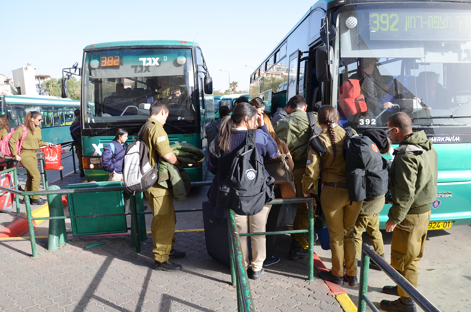 autobus z Eilatu do Mitzpe Ramon