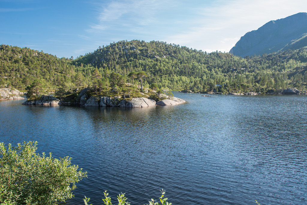 Nedre Kåringsvatnet, Lofoty