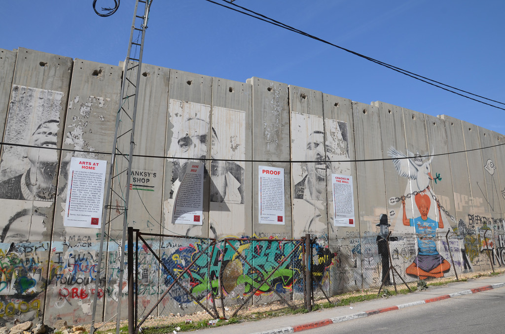 Zeď oddělující Izrael a Západní Břeh